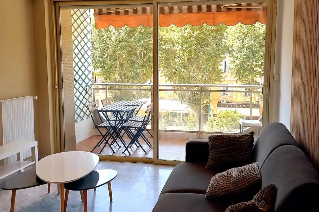 Immeuble Le Regency, Appartement 4 Pieces, 80 Metres De La Plage Menton Exteriér fotografie
