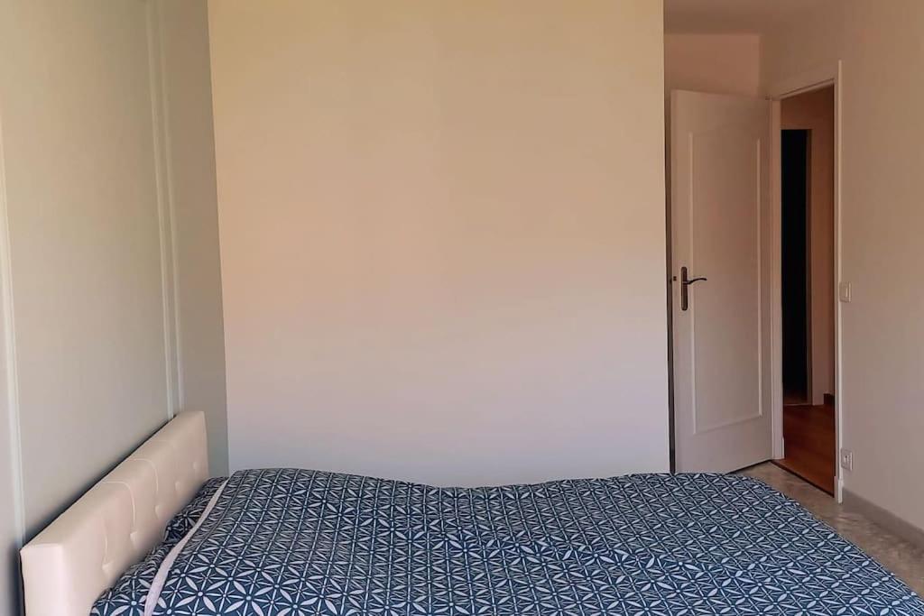 Immeuble Le Regency, Appartement 4 Pieces, 80 Metres De La Plage Menton Exteriér fotografie