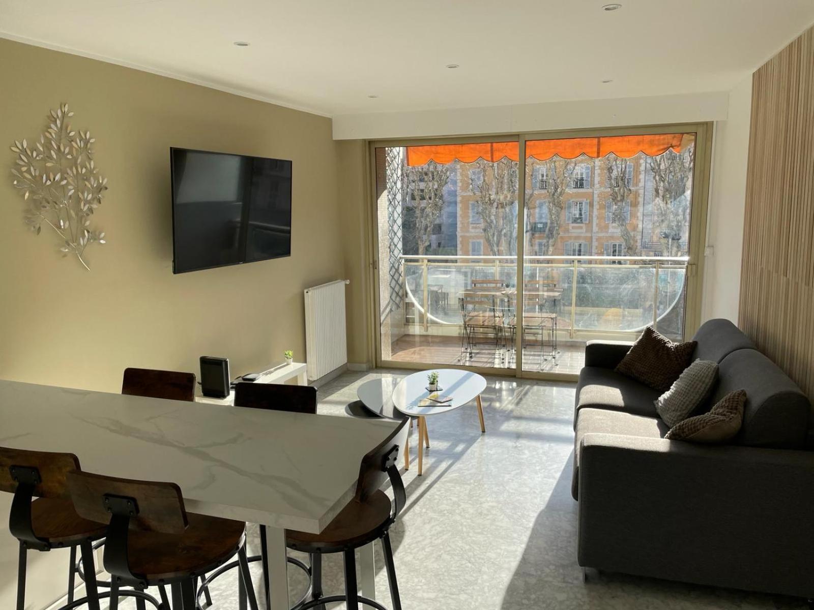 Immeuble Le Regency, Appartement 4 Pieces, 80 Metres De La Plage Menton Exteriér fotografie